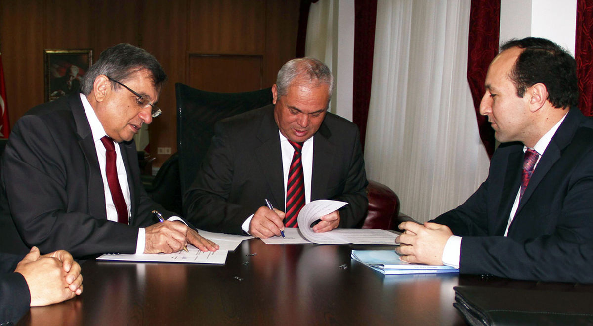 TRNC Prime Ministry and EMU Signed Economy Protocol