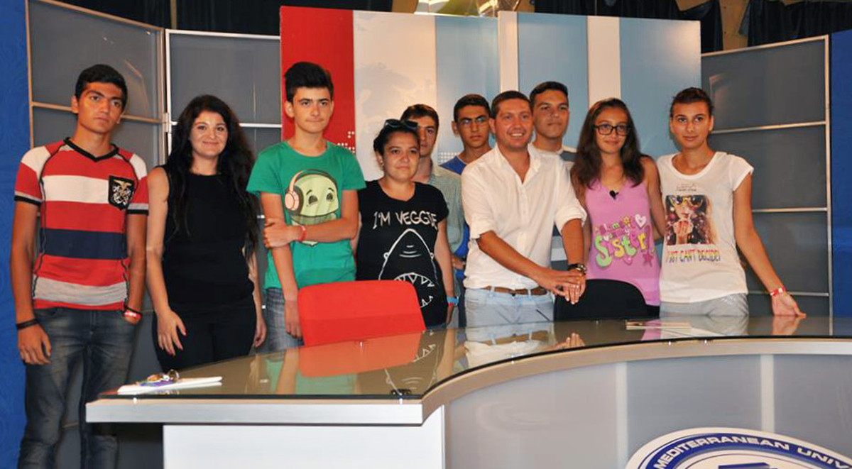 Azerbaycan’lı Öğrenciler Daü Tv ve Radyo DAÜ’de