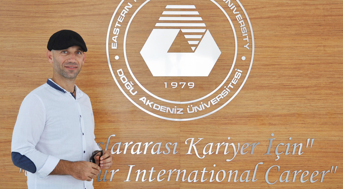 Başarılı DAÜ Mezunları Gururlandırıyor