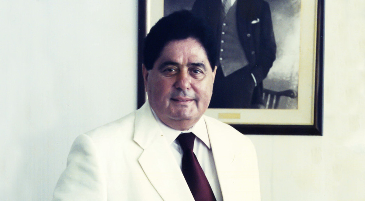 DAÜ Eski Rektörü Prof. Dr. Özay Oral’a Büyük Ödül