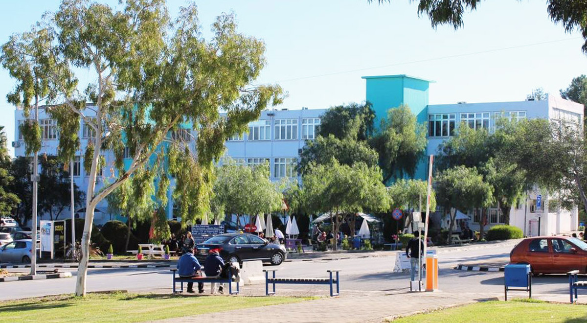 EMU Communication Faculty Receives 3 Stars from Eduniversal