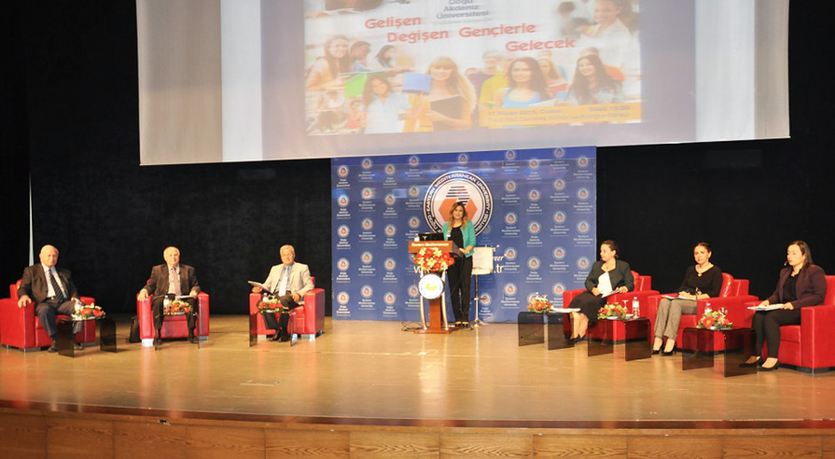 “Gelişen, Değişen Gençlerle Gelecek” İsimli Etkinlik Gerçekleştirildi