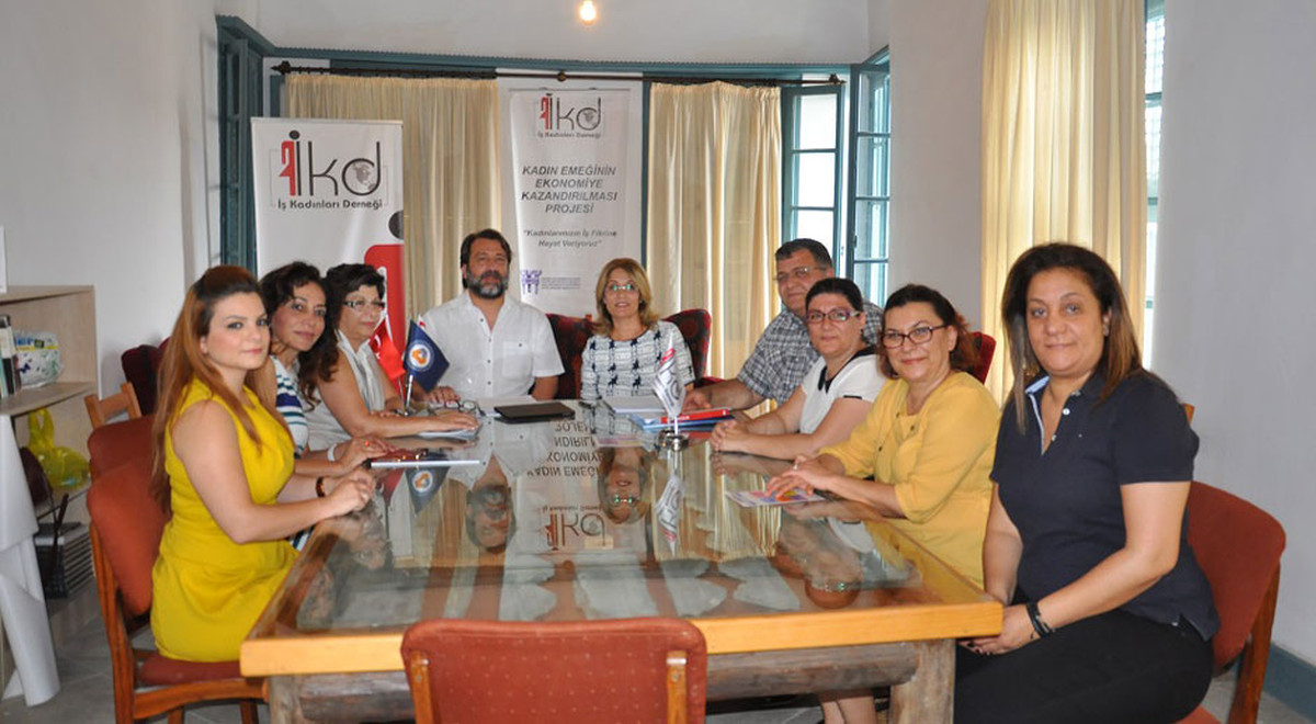 EMU Signs a Protocol with the Association of Businesswomen