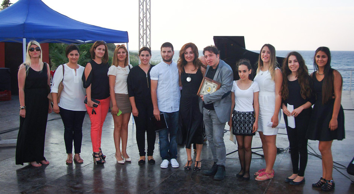 Students of EMU Met Fazıl Say