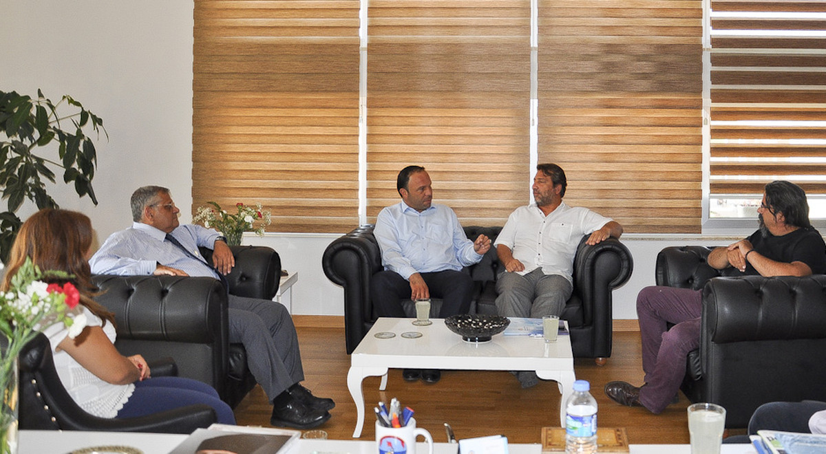 İskele Belediye Başkanı Hasan Sadıkoğlu DAÜ’ye Nezaket Ziyareti Gerçekleştirdi