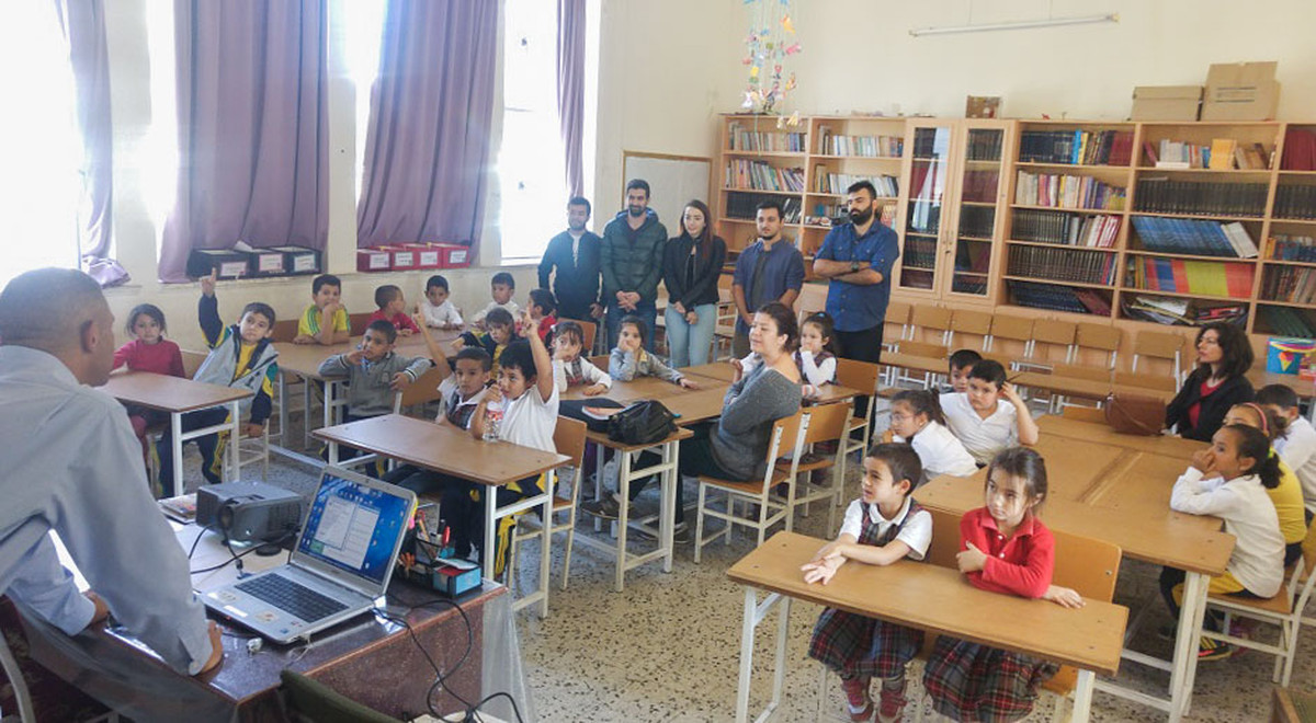 DAÜ’lü İletişimcilerden Dünya Çocuk Kitapları Haftası’nda Duyarlı Davranış