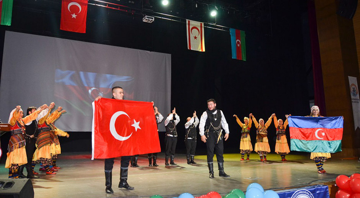 DAÜ’de “Dünya Azerbaycanlılar Dayanışma Günü” Kutlandı