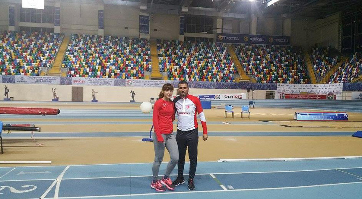 Successful EMU Athlete Tuğba Aydın Returns to TRNC from Balkans Championship