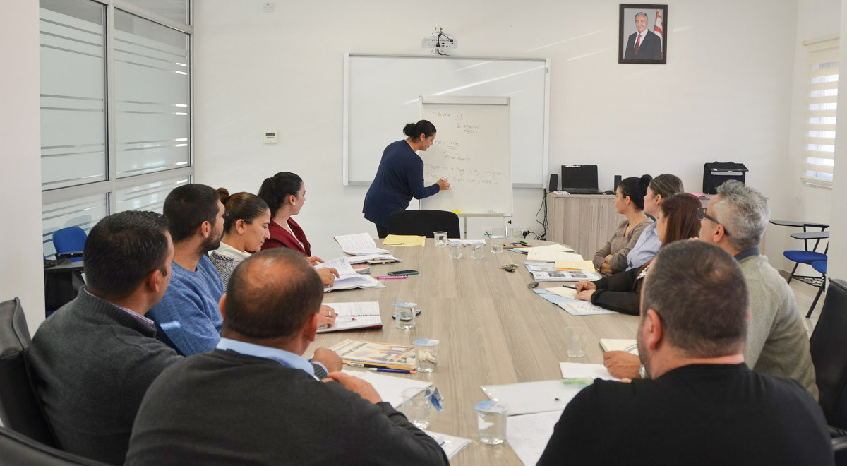 DAÜ’de 2015-16 Akademik Yılı Hizmet İçi Eğitimler Devam Ediyor