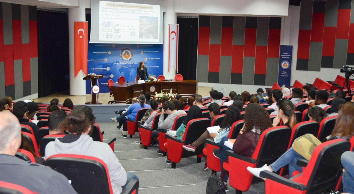 DAÜ’de Bitki Genetiği Konuşuldu