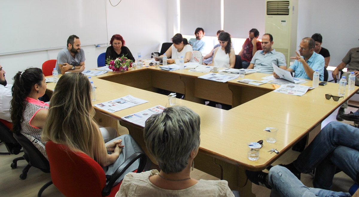 Geleceğin Gazetecileri Gazetelerini Savundu