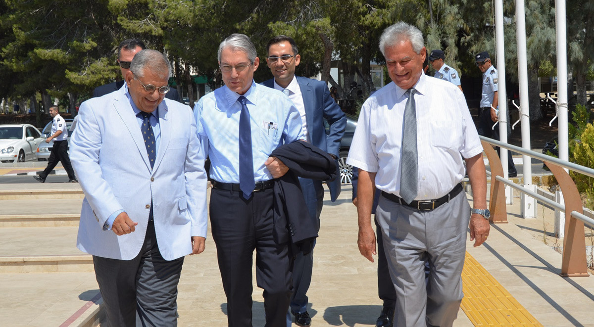 TC Lefkoşa Büyükelçisi Derya Kanbay DAÜ’yü Ziyaret Etti