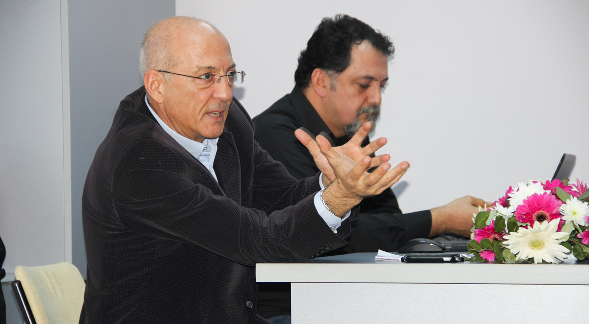 Communication Professionals Meet with Future Professionals at EMU