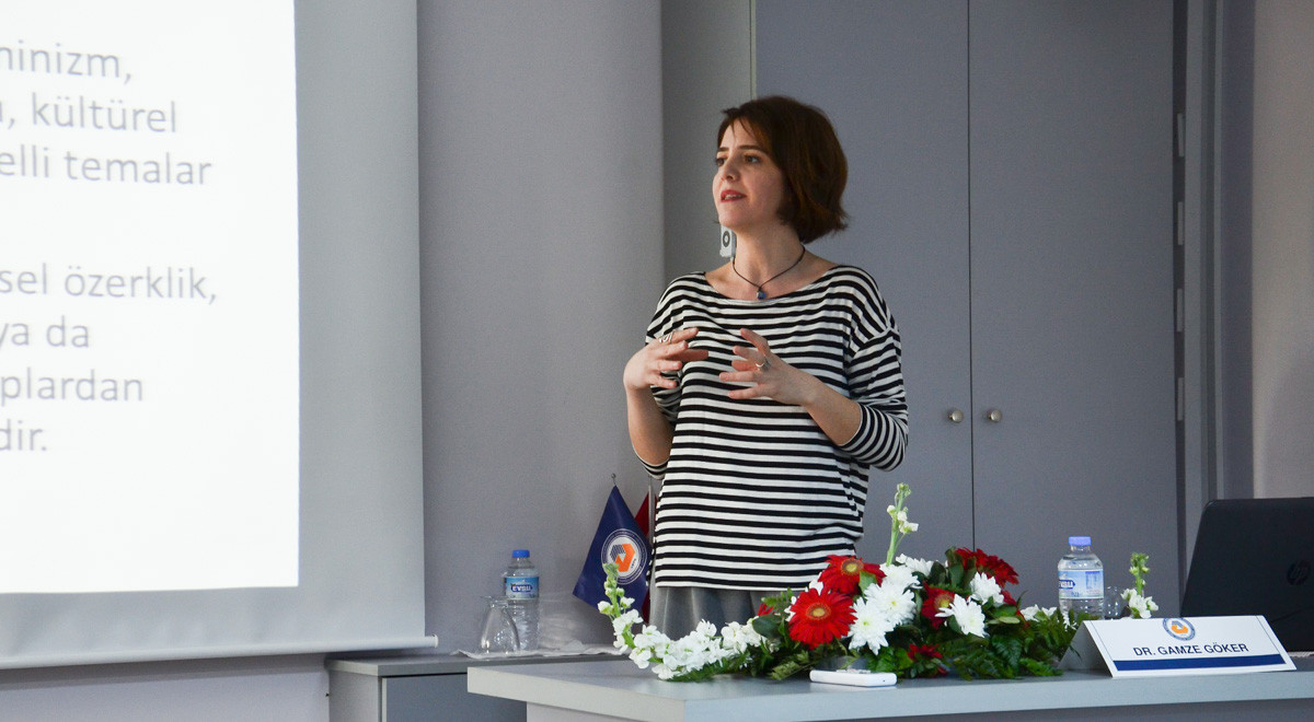 İletişim Uzmanı Dr. Gamze Göker Kariyer Haftası’nda DAÜ İletişim’deydi