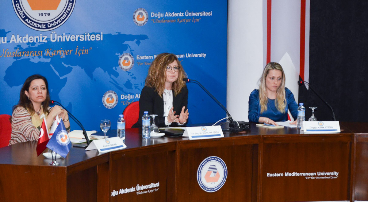 DAÜ’de “Edebiyatta Dişil Dil” Konulu Panel Gerçekleştirildi