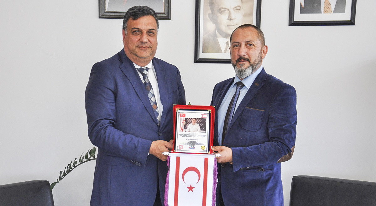 Uluslararası Festivaller Birliği DAÜ Vakıf Yöneticiler Kurulu Başkanı’nı Ziyaret Etti