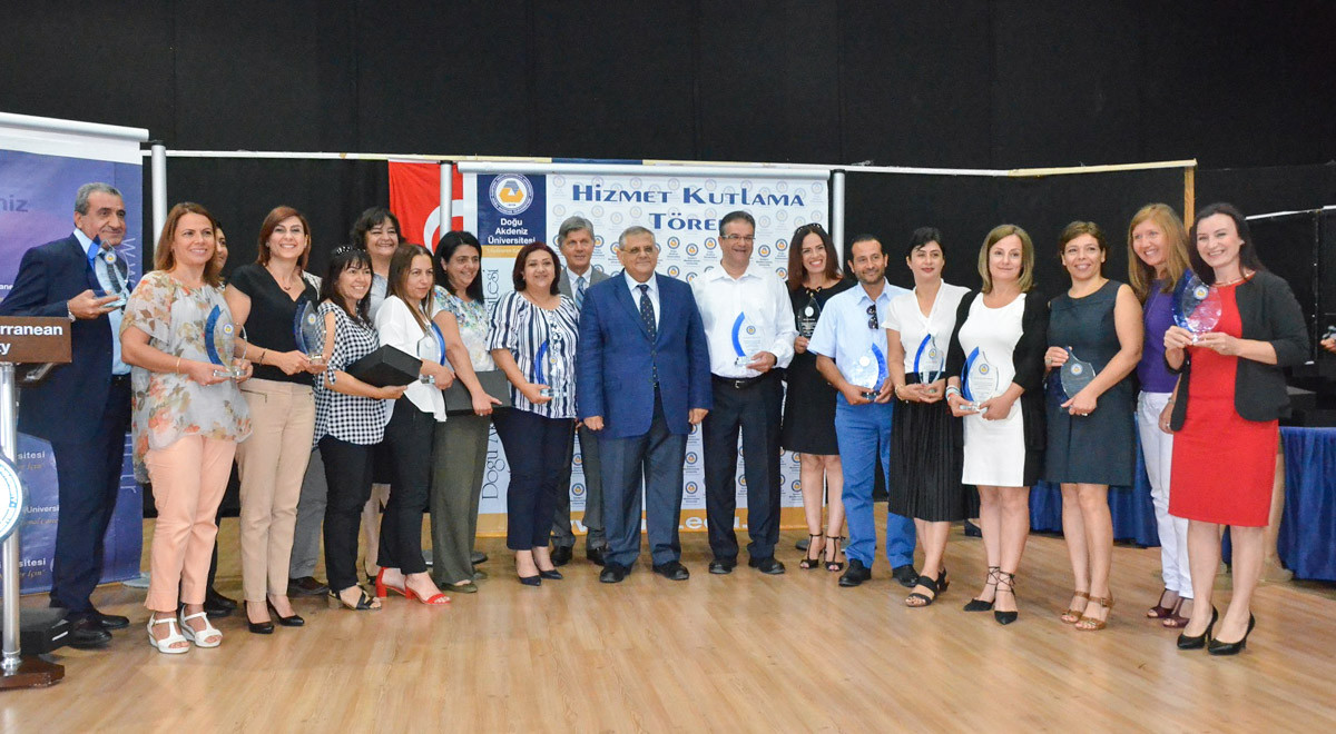 DAÜ’ye Uzun Yıllar Hizmet Veren Personel Onurlandırıldı