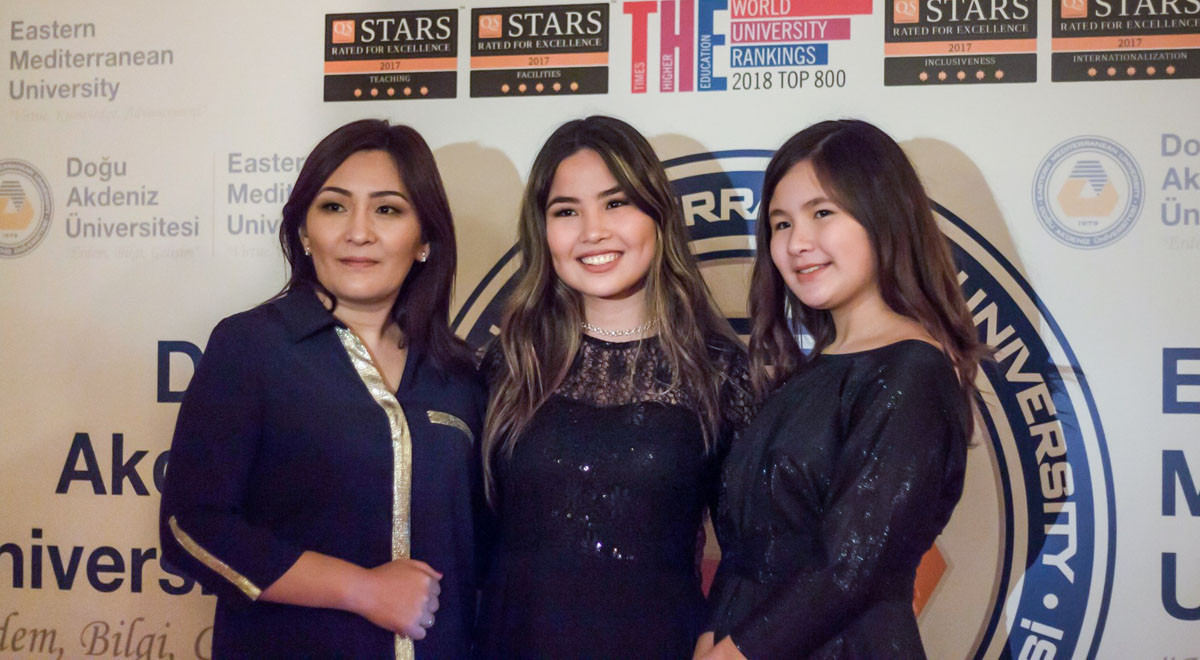 DAÜ Güz Dönemi Mezunları ve Velileri “Mezuniyet Resepsiyonu” nda Bir Araya Geldi