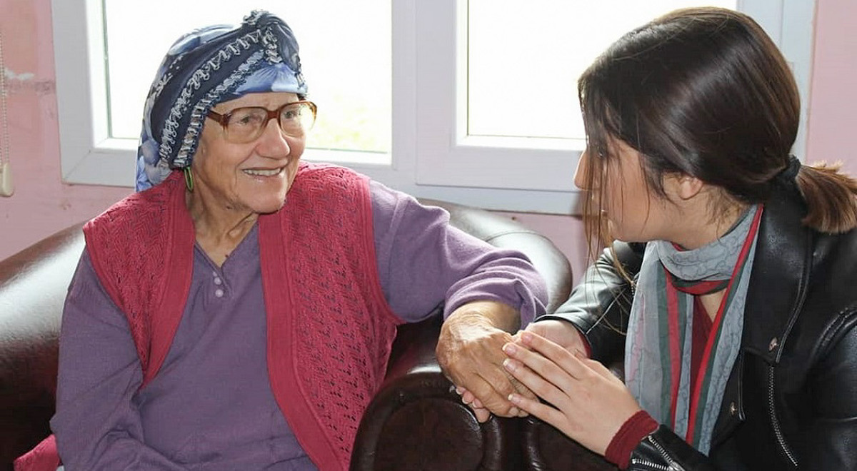 EMU Students Set Out to Entertain Elderly Citizens on Older Persons’ Week