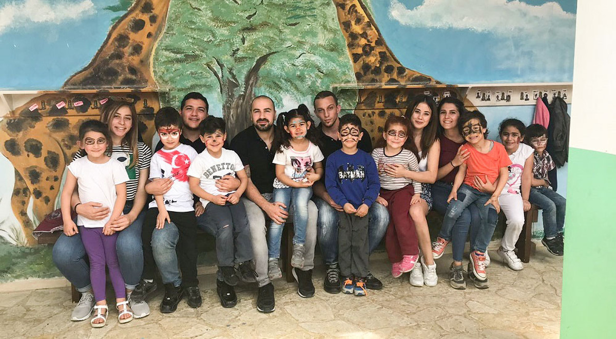 DAÜ Halkla İlişkiler ve Reklamcılık Bölümü Öğrencilerinden, SOS Çocukköyü Çocuklarına 23 Nisan Eğlencesi