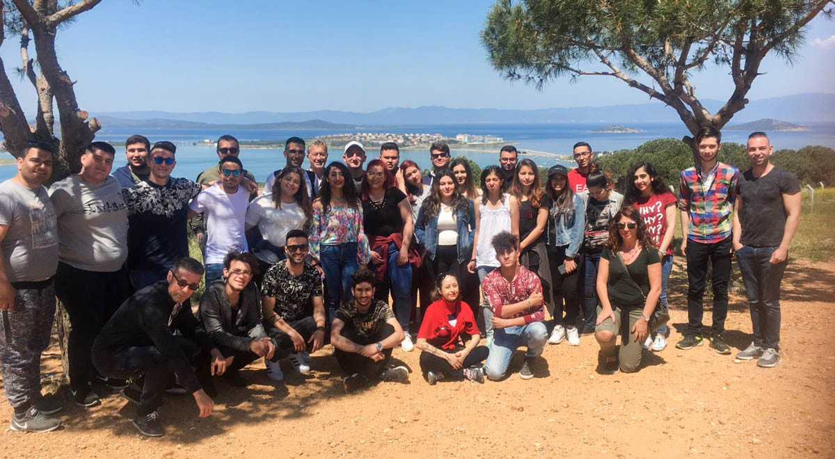 DAÜ Gastronomi ve Mutfak Sanatları Bölümü Öğrencileri İzmir Çikolata Festivali’ndeydi