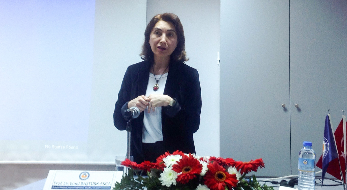 “Cyber Bullying” Discussed at EMU Faculty of Communication
