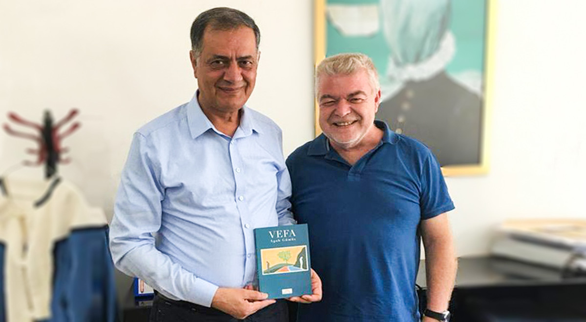 Author Canpolat Visits EMU