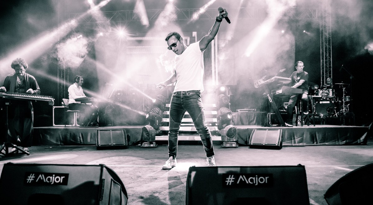 DAÜ’lü Öğrenciler Mustafa Sandal Konseri ile Eğlendi