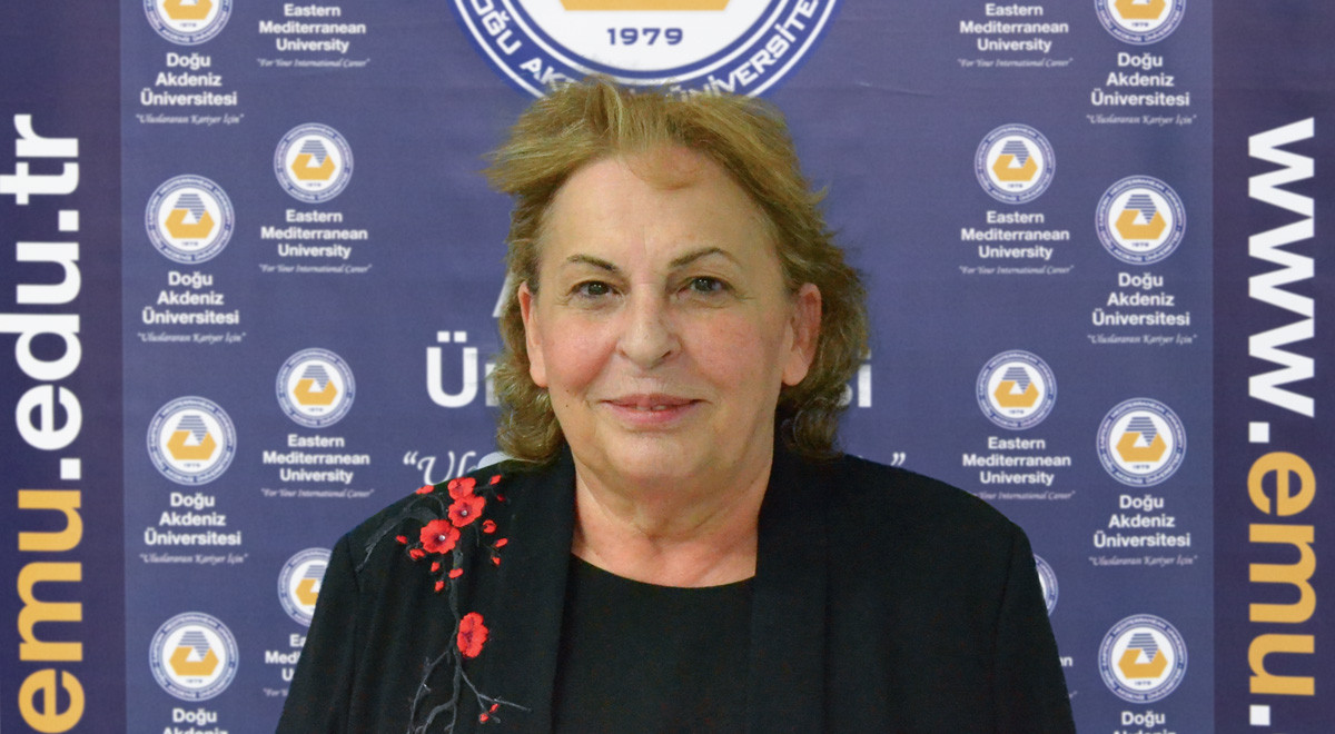 DAÜ Eczacılık Fakültesi Öğretim Üyesi Prof. Dr. Şahin’e Önemli Unvan