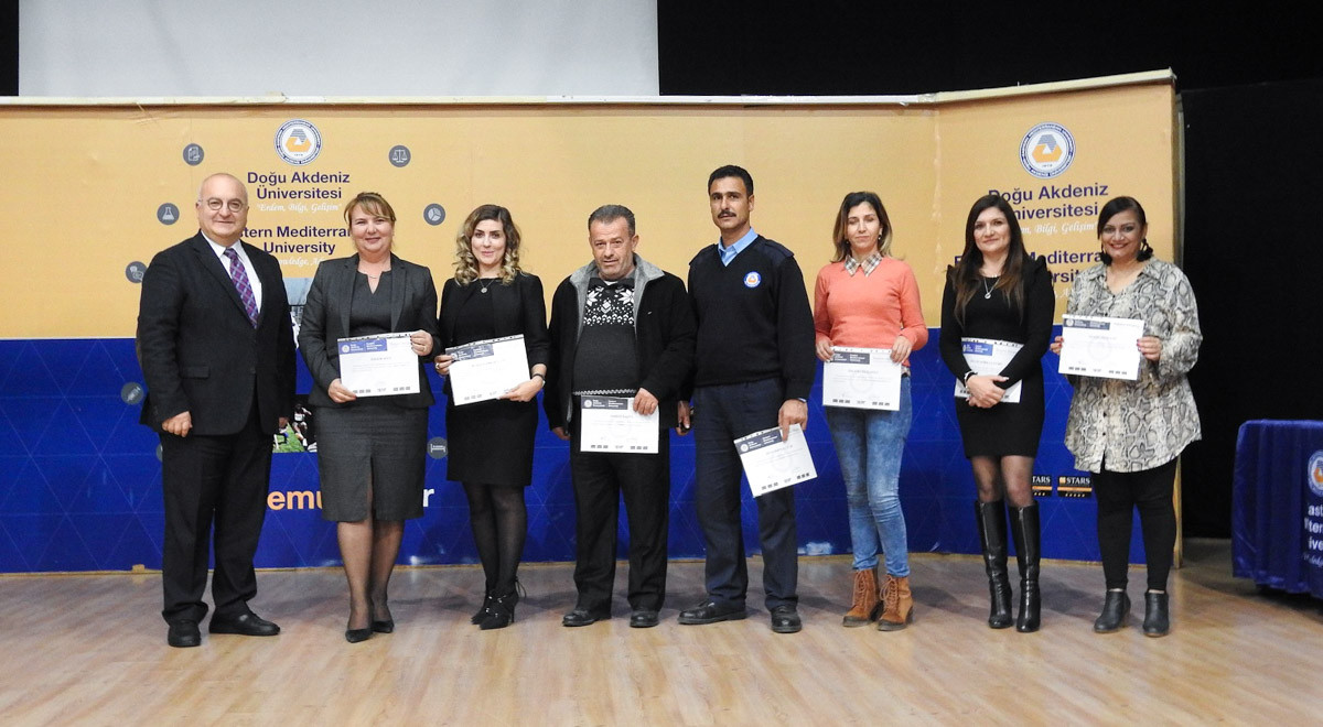 DAÜ Personeli Sertifikalarını Aldı