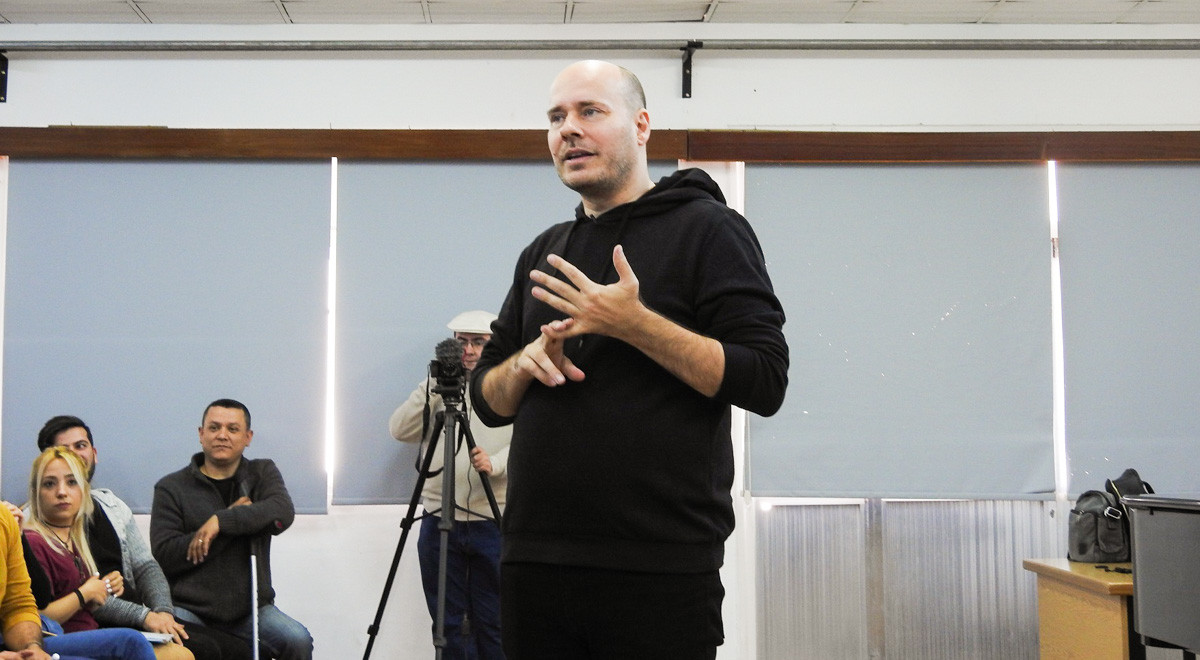 Emre Yücelen Gives a Workshop in EMU