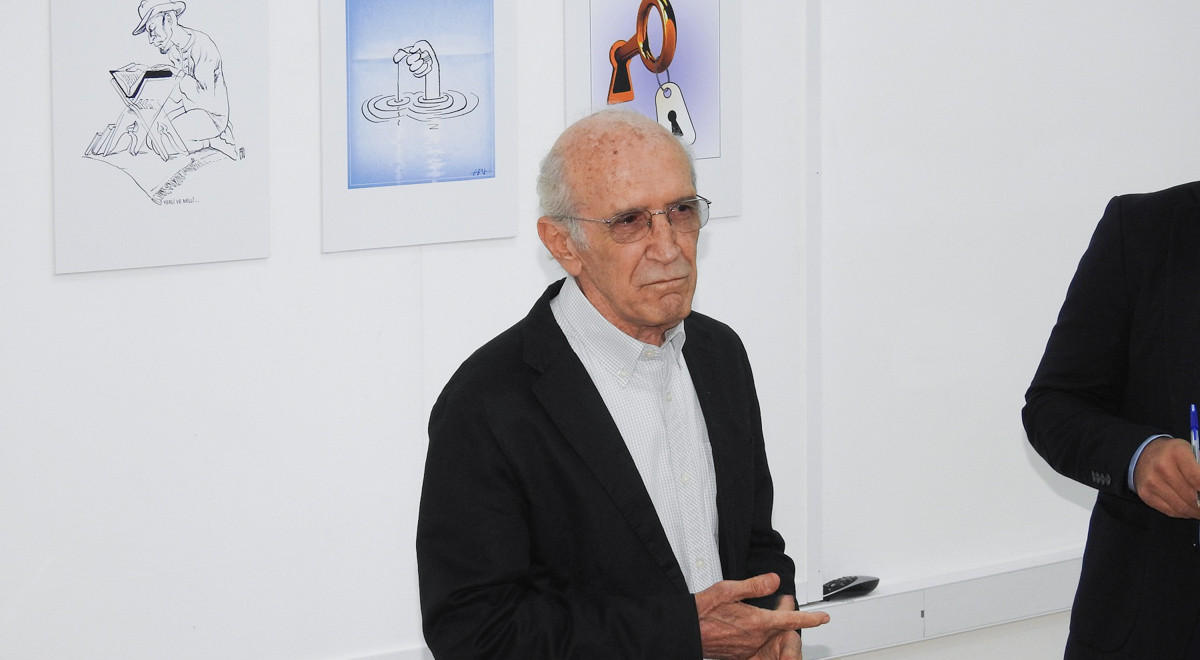 Famous Cartoonist Tan Oral in EMU for a Conference