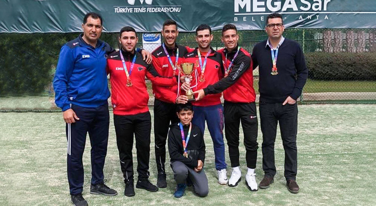 DAÜ Tenis Takımı Şampiyon Olarak Süper Lig’e Yükseldi