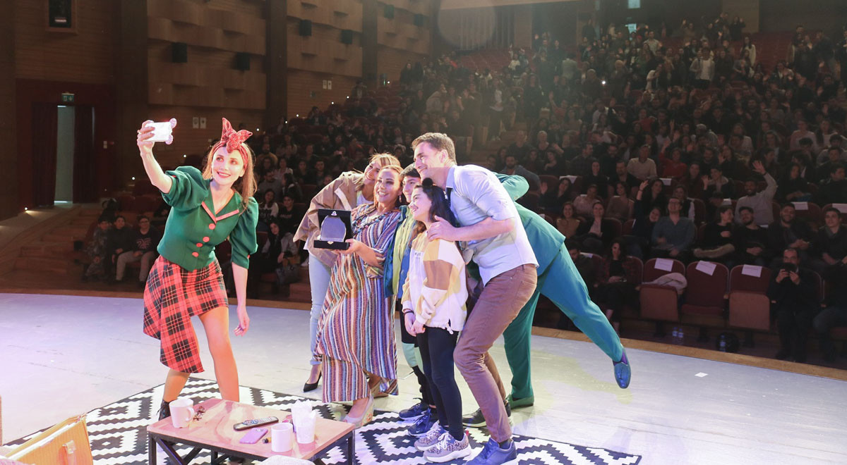 Theatre Lovers Watch the Master Thespians of “Bavul” at EMU