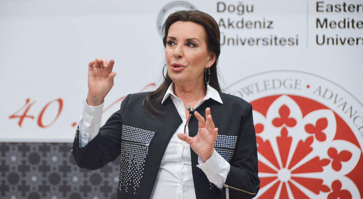 Perihan Savaş ve Turgay Tanülkü DAÜ’deydi