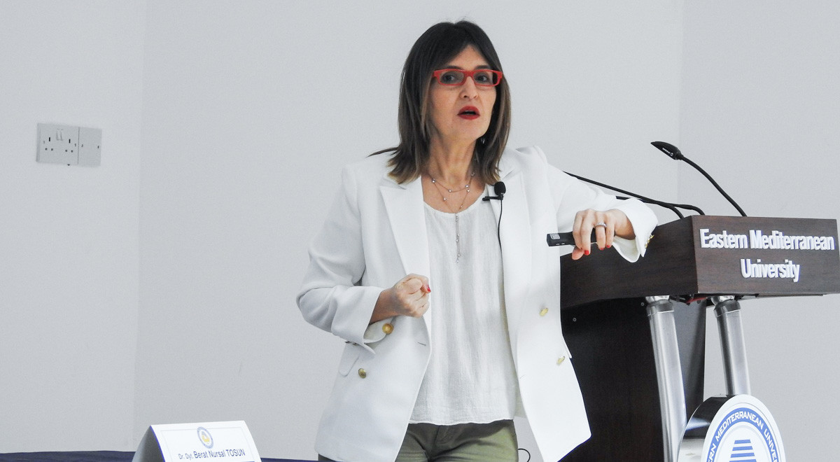 Unilever’in Üst Düzey Yöneticisi DAÜ’lü Öğrencilerle Buluştu