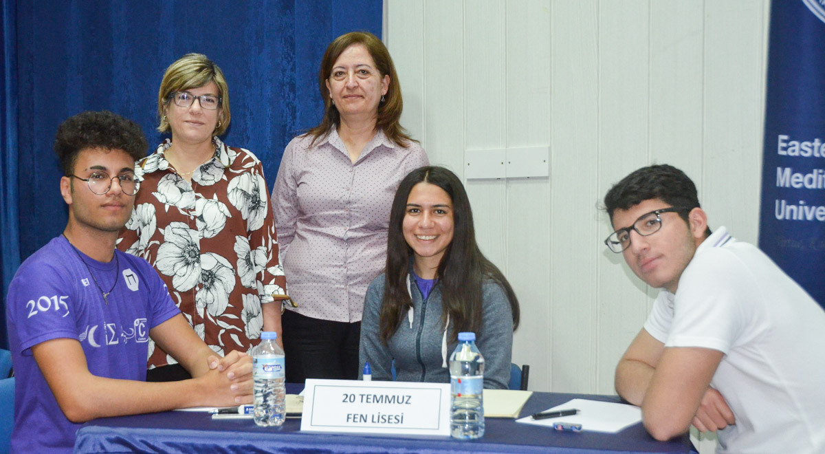 DAÜ 25. Liselerarası Matematik Yarışması  Yarı Finalini 20 Temmuz Fen Lisesi Kazandı