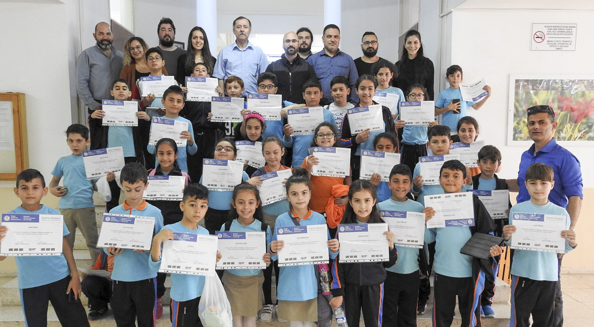 DAÜ Bilgisayar Mühendisliği Bölümü’nden İlkokul Öğrencilerine Programlama Kursu