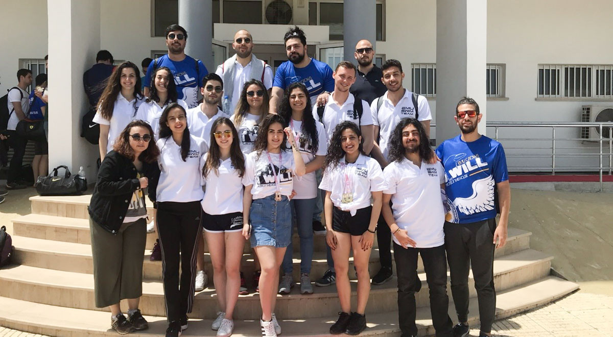 DAÜ Kadın Yüzme Takımı’ndan Rekorlu Şampiyonluk