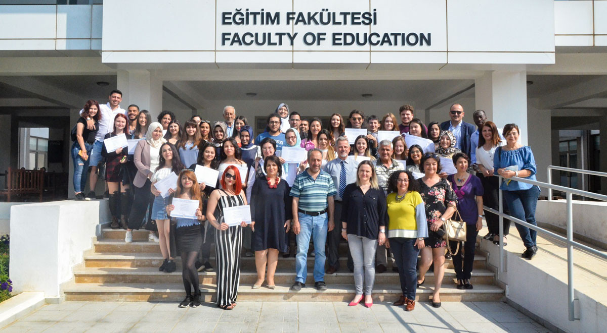 DAÜ Yabancı Diller Eğitimi Bölümü Şeref ve Yüksek Şeref Töreni Yapıldı