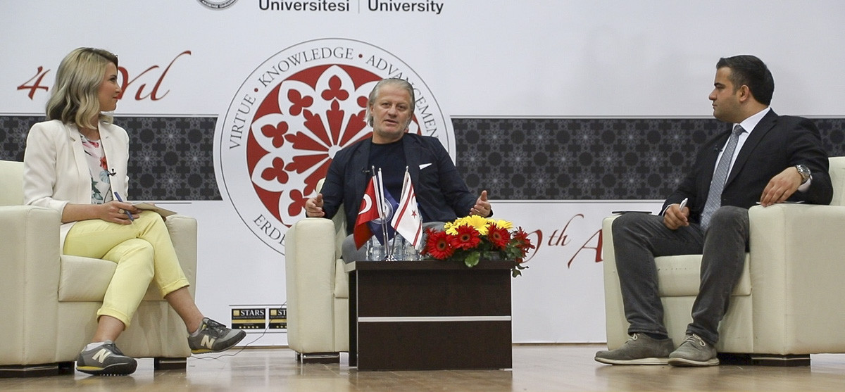 Ünlü Futbolcu Tugay Kerimoğlu DAÜ’lü Öğrencilerle Buluştu