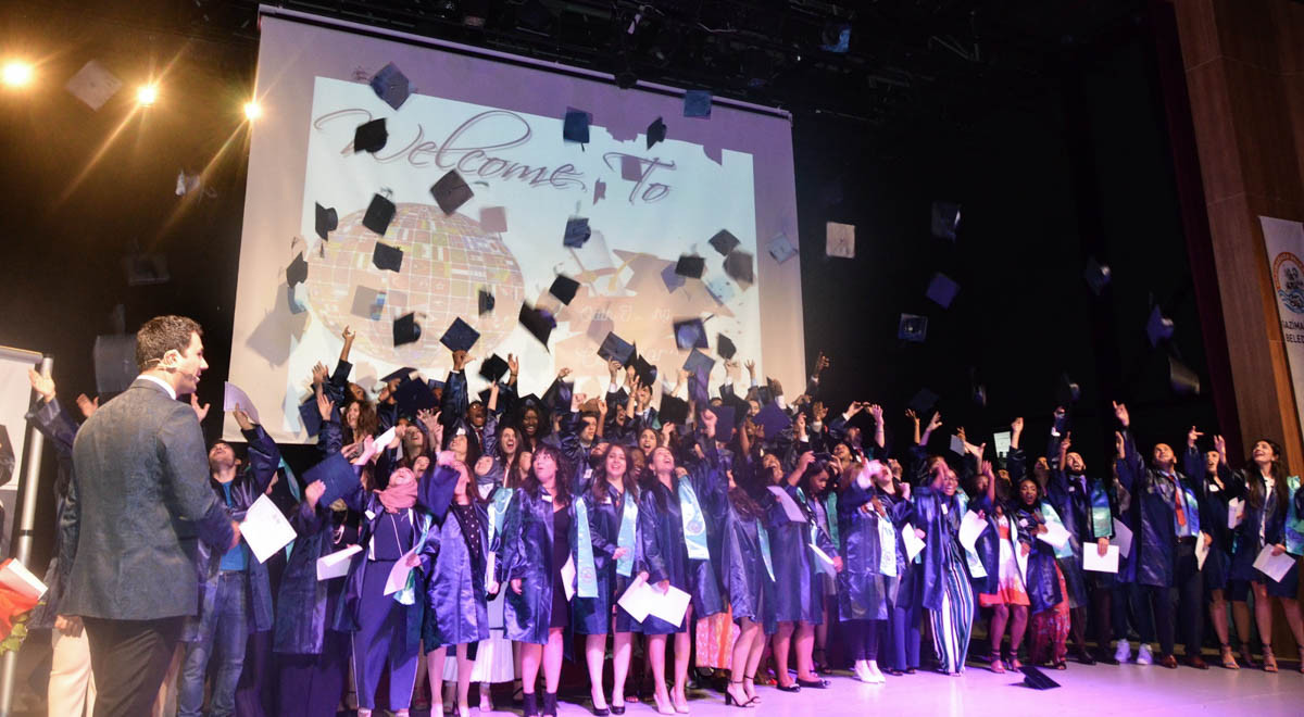 EMU Faculty of Pharmacy Graduates Take Oath