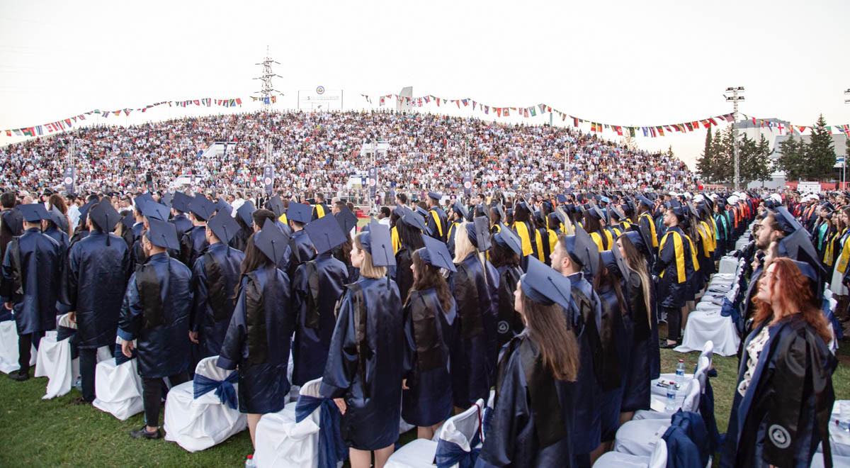 DAÜ, 2018-2019 Akademik Yılı Bahar Dönemi’nde 51 Farklı Ülkeden 2,100’ü Aşkın Mezun Verdi