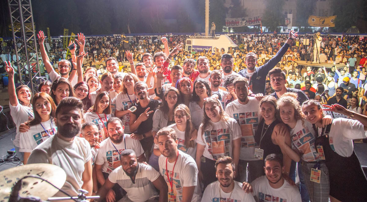 EMU’s New Students Have a Great Time at “Welcoming Night”