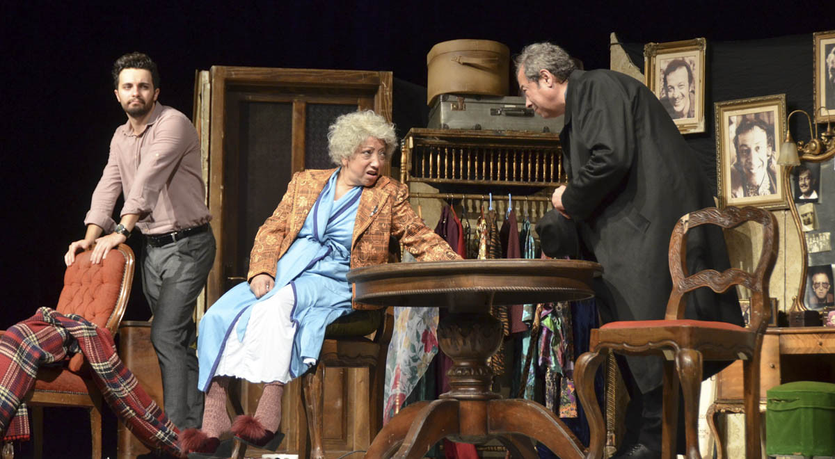 The Play “Vee Perde” was Staged at EMU