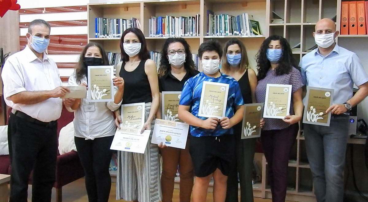 EMU-FLEPS Donate the Funds trom Charity to Help Those with Cancer Association