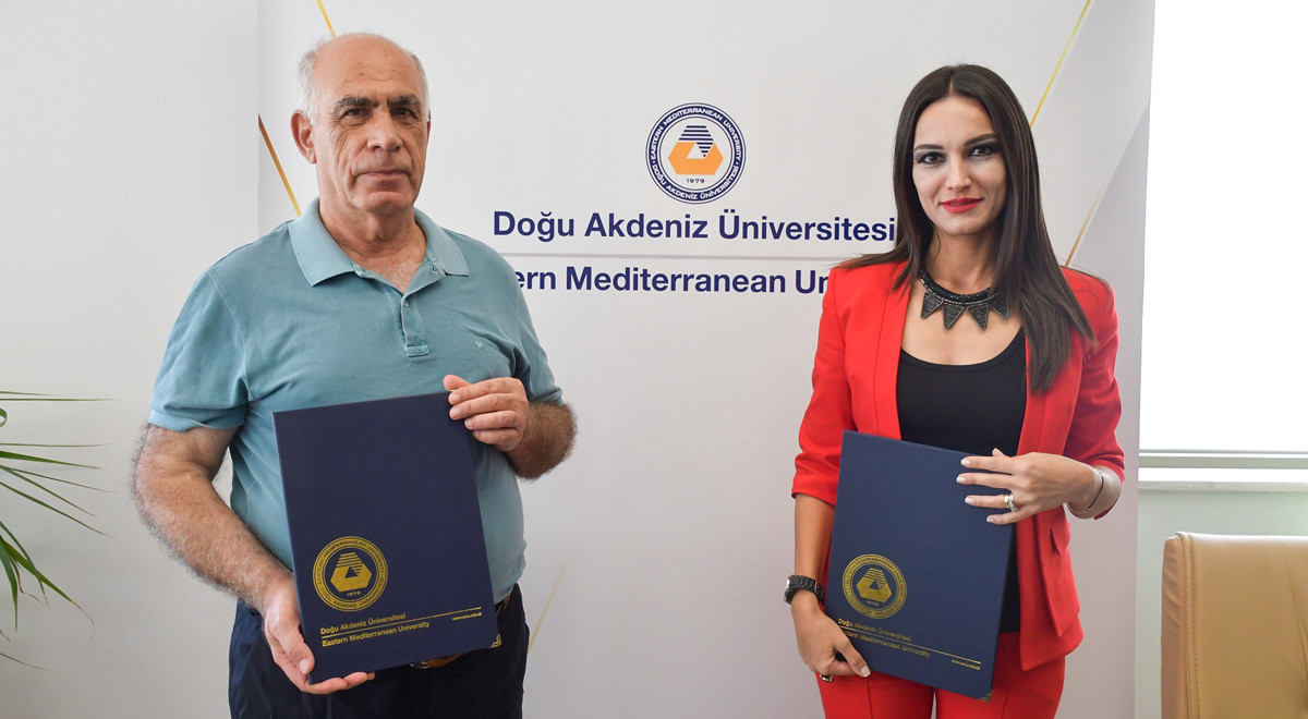 Petek Pastaneleri DAÜ Yeni Burs Sistemi’ne Destek Verdi