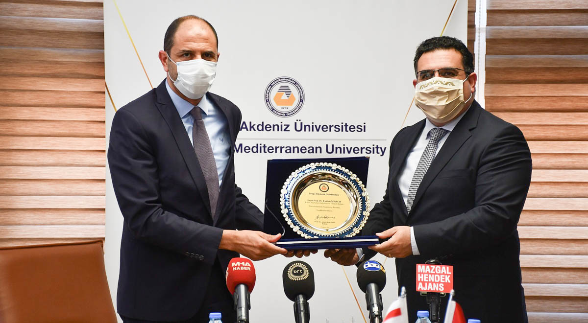 KKTC Başbakan Yardımcısı ve Dışişleri Bakanı Prof. Dr. Kudret Özersay’dan DAÜ’ye Ziyaret