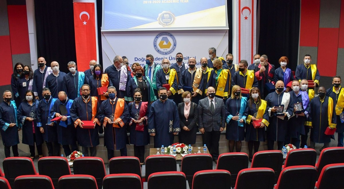 DAÜ, Yayın Başarı, Araştırmacı Teşvik ve Doktora Tex Danışmanları Ödül Töreni Gerçekleştidi