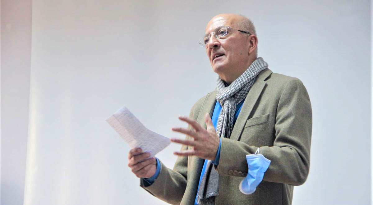 Journalist Mete Çubukçu Gives a Seminar in EMU